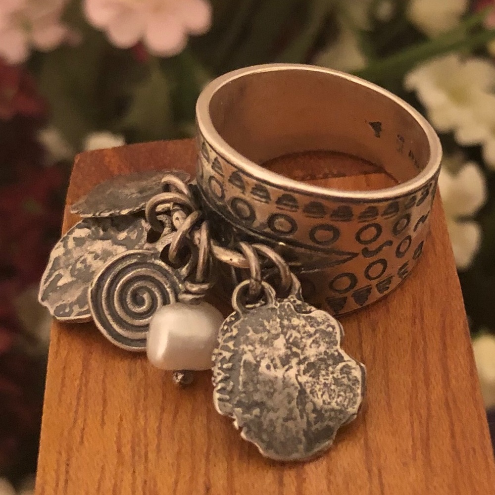 Silpada Cha-Cha Sterling Silver Pearl Ring - Picture 11 of 16